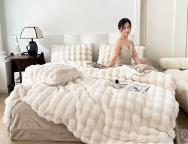 Chăn ga gối nỉ nhung là gì? – Ưu điểm lựa chọn chăn nhung cho mùa đông
