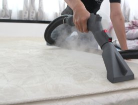 Bật mí cách giặt nệm bằng hơi nước nóng nhanh chóng, hiệu quả