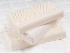 Nên sử dụng gối cao su non hay gối cao su thiên nhiên?