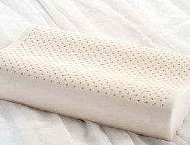 Gối cao su thiên nhiên có giúp cải thiện giấc ngủ cho người đau cổ?
