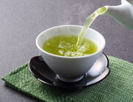 Uống nước trà xanh tươi mỗi ngày, có tốt không?