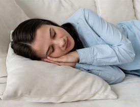Bật mí cách chọn gối cho người nằm nghiêng