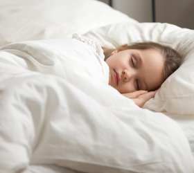 Tiêu chí chọn nệm cho bé ngủ riêng phụ huynh cần biết