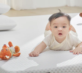 Nệm cao su hay nệm foam thích hợp hơn cho trẻ em?